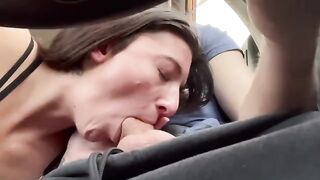 A real road head experience on a public road trip with an amateur couple