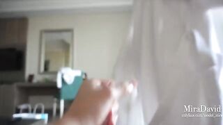 This girl knows how to relax on vacation. Handjob and hard sex for her pussy