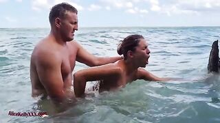 Babe Has An Amazing Sex In The Blue Lagoon