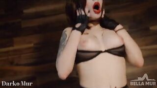 Moxxi from Borderlands gets her pussy destroyed