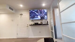 Babe won’t let her boyfriend finish his video game, so they have sex instead