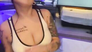 I fucked my personal trainer very hard right after class in the park - Latinas
