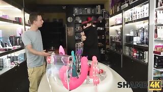 The guy led the sexy mature from the shop to her house