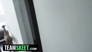 Curvy stepsis Daisy Stone with a huge ass gets fucked by her stepbrother
