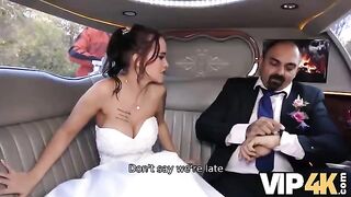Hot bride allows husband to watch her getting fucked in the limousine