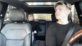 A short-haired beauty pays for the taxi ride with her mouth