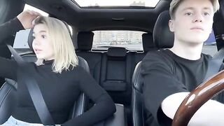 A short-haired beauty pays for the taxi ride with her mouth