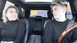 A short-haired beauty pays for the taxi ride with her mouth