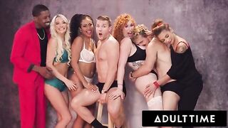 An orgy is the best Christmas present you can get!