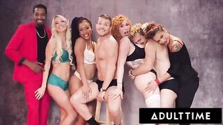 An orgy is the best Christmas present you can get!