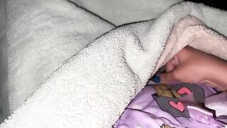 I'm wet and horny, please fuck me! I can't hold back any longer!