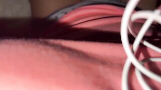 I'm wet and horny, please fuck me! I can't hold back any longer!