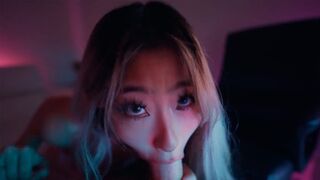Sexy Asian teen Raya Steele gives an amazing deepthroat blowjob in this hot vid