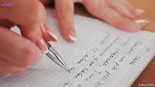 A squirt finishes the Spanish lesson with a hot girl who plays with her pussy