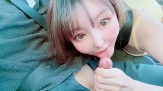 The juicy babe gets fucked hard in the car and squirts
