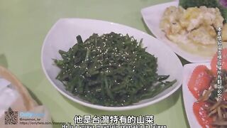 A sexy girl has sex with her boyfriend in a hotel room in Taipei