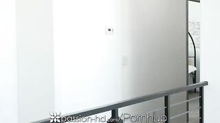 Sexy girl Blake Blossom gets fucked and facialed