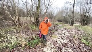 I was walking by the river and got anal sex with my husband’s cock