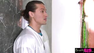 Lulu Chu wants to taste stepbrother's cum, what a pervert!