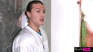 Lulu Chu wants to taste stepbrother's cum, what a pervert!