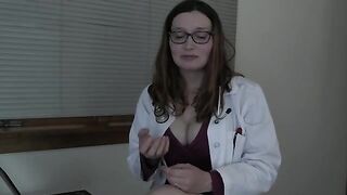 Doctor Bettie Bondage gives a fuck good visit to the patient