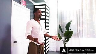 Pervert yoga instructor sneaks sex with Jane Wilde