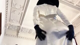 The tall and attractive Lady Dimitrescu gets her pussy railed