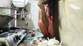 Indian threesome sex videos with Mumbai AsHu’s hot touch