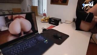 Fix your laptop and get sensual sex with our 18 y.o. babe!