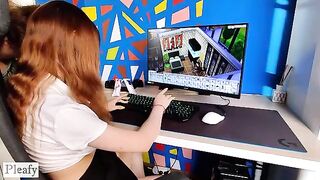 She wanted to play Sims 4, but her boyfriend had other ideas