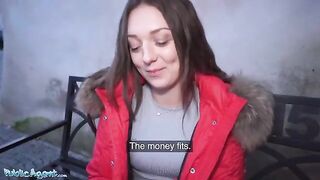 Public agent met a girl on the street to make a casting, but things got intimate first