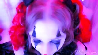 The kinky clown demands a blowjob and a facial from his audience