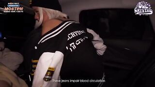 A guy fucked a girl in the car for not finding stars