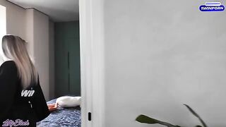 The lonely MILF seduces the handyman to make love with her