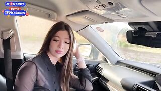 A girl is having fun in the car and gets intimate with her ex