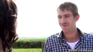 A juicy beauty gets fucked by a guy on a haystack, it’s pure gold