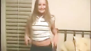 A young girl gets fucked in this homemade video