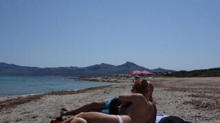 A blowjob on the beach with a stranger who has a big dick