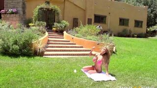 A blonde in 4K has sex right on the grass lawn