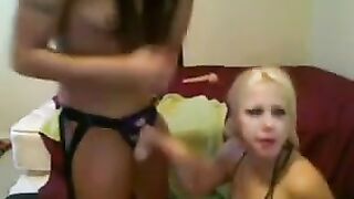 The first size blonde with big tits has a virtual sex in the chat