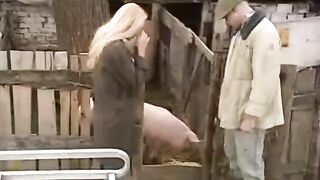 Babe from the village engaged in anal sex right on the street