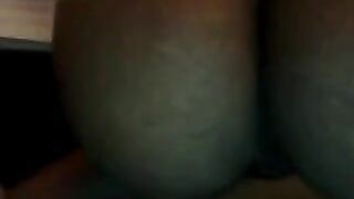 Girl shows her big ass in the chat and entertains with toys