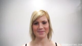 A 25-year-old woman came to porn casting and was fucked hard
