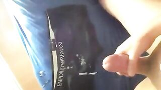 The sperm did not run out when jerking, but it was a success