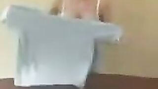 A chick with big milk is giving a master class on how to handle it