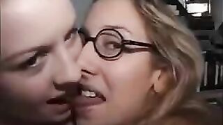 Young cute babies have sex in the hostel, a common campus scene