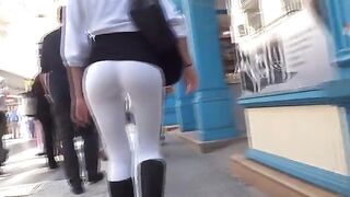 The camera man tracked the juicy ass of the sexy Argentine