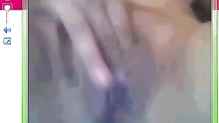 A girl showed her friend her large pussy, right next to the camera in chat