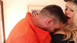 A fugitive guy got fucked by a sexy police officer