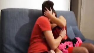 The girl shot a video with her brother without hesitation
